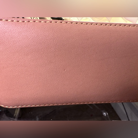 🩷Louis Vuitton Monogram Giant By The Pool 2.0 Elizabeth Pencil Pouch Rose🩷 - Picture 5 of 16